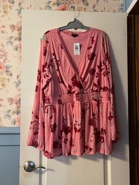 torrid Pink V-Neck Floral Lace Trim Blouse